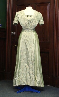 Archived Images\H_numbers\H1-H500\H149.01.jpg; H149.1-2; ;